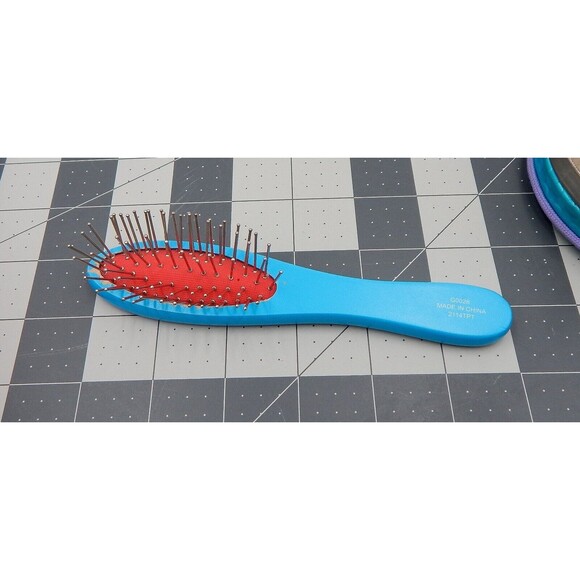 American Girl Doll Metallic Stool Chair Hair Hairstylists ROCK Cape Apron Smock - Picture 7 of 8